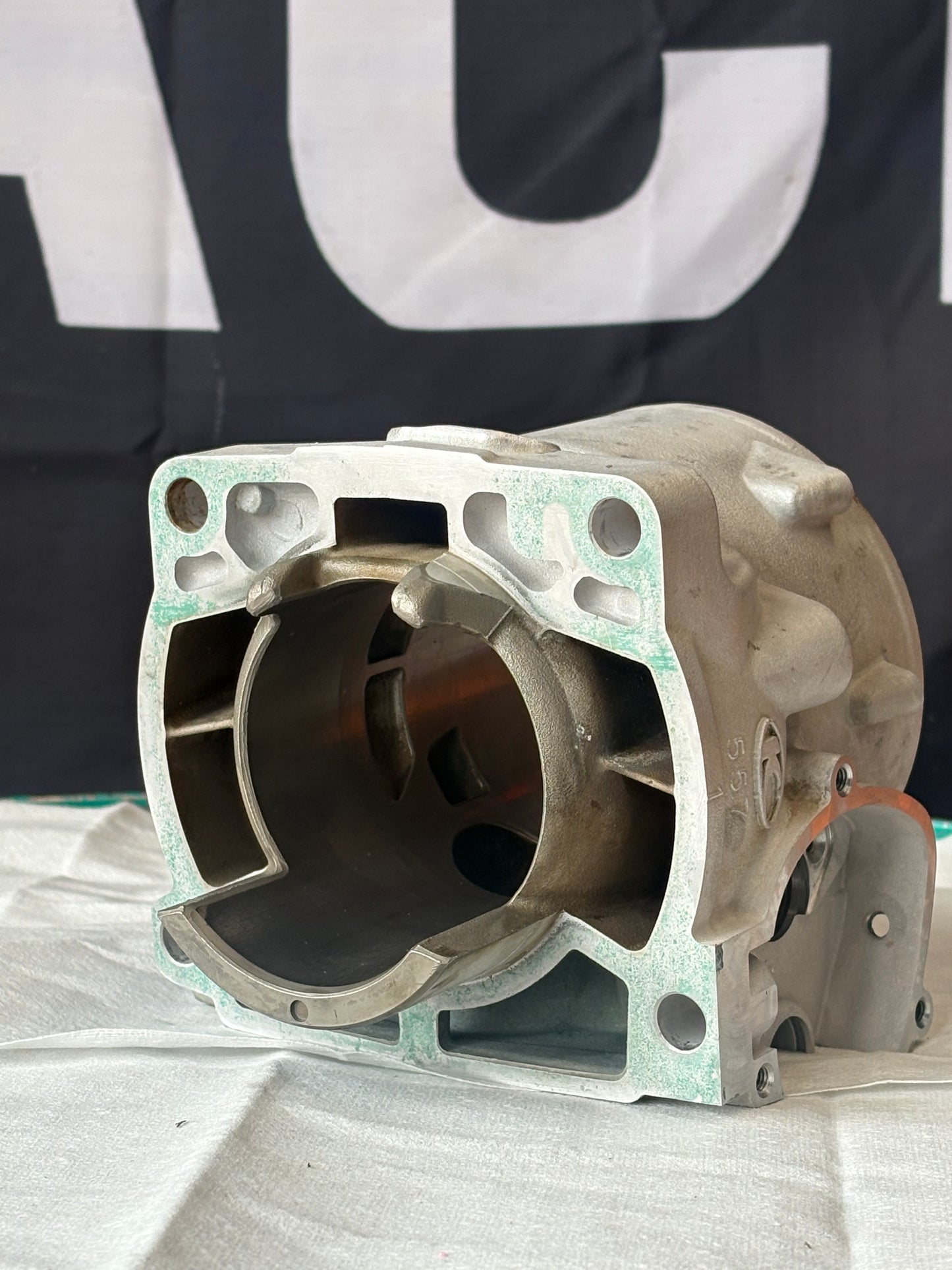 KTM OEM USED CYLINDER 300 18-23 TPI 55730138000