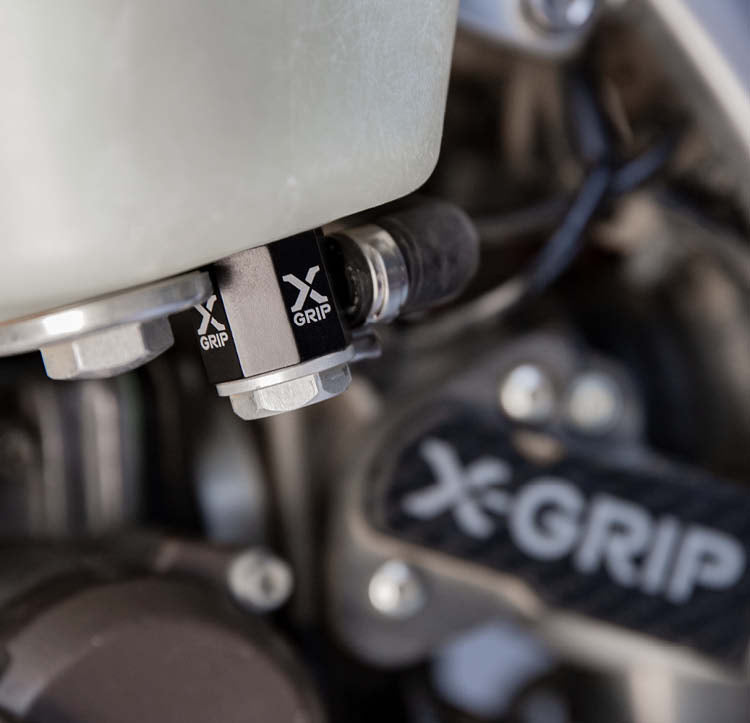X-GRIP FUEL TANK CONNECTION