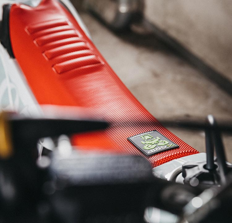 X-GRIP BABOONS BUTT SEAT COVER KTM HUSQVARNA GAS GAS BETA SHERCO