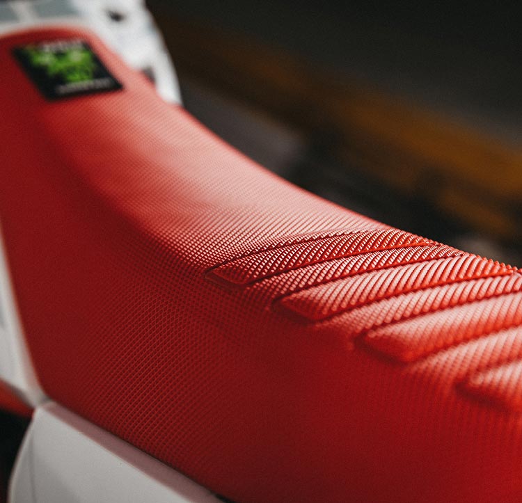 X-GRIP BABOONS BUTT SEAT COVER KTM HUSQVARNA GAS GAS BETA SHERCO