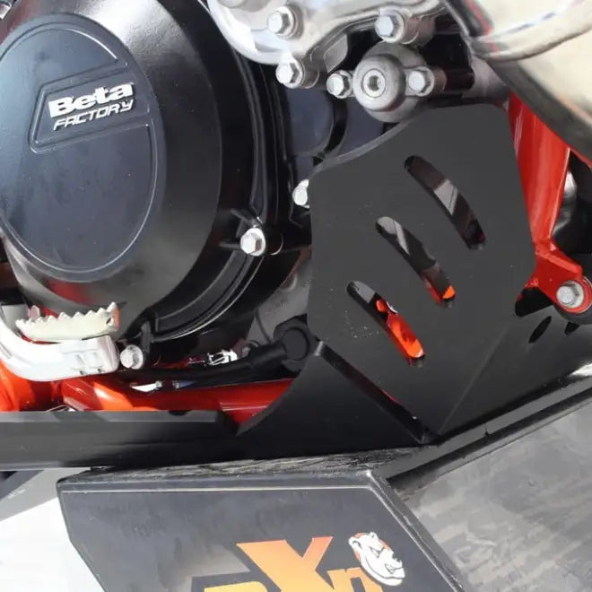 AXP Beta (2018-19) 250/300RR Xtrem Skid Plate – Black – AX1461