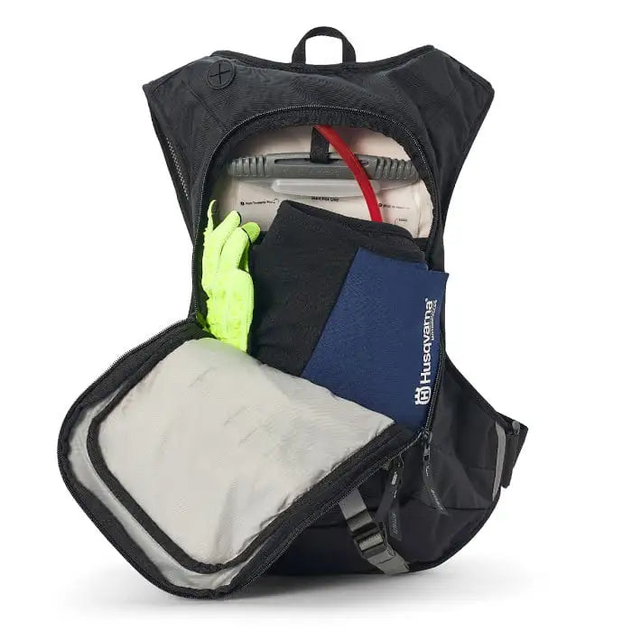 USWE Moto Hydro 12 Hydration Pack (a.k.a Raw 12) – Black/Grey