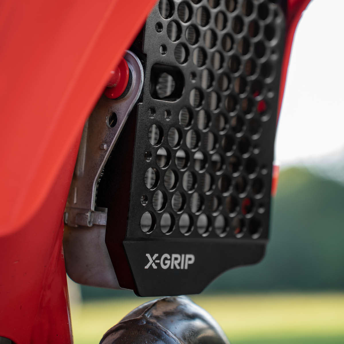 X-GRIP RADIATOR GUARD SET BETA