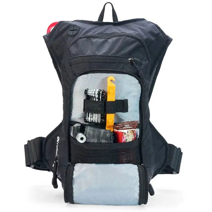 USWE Outlander 9 with 3L Hydration Bladder – Black