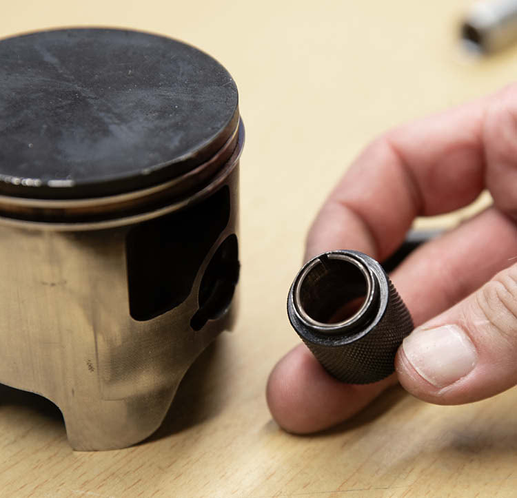 X-GRIP PISTON CLIP TOOL