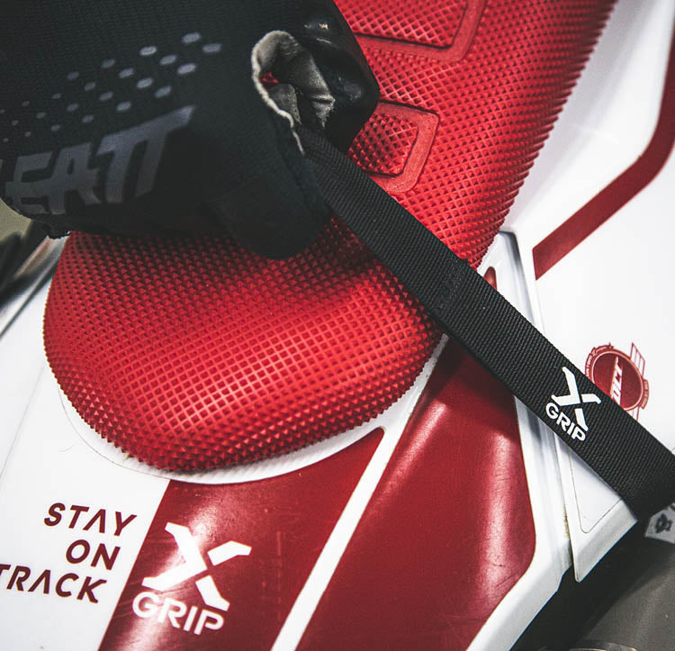 X-GRIP LIFTING PULL STRAP REAR KIT